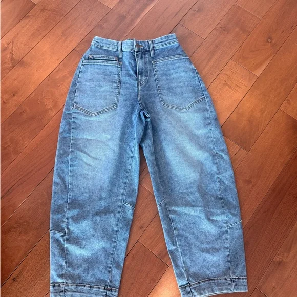 RUTI Barrel. Light Blue Denim Jeans - Picture 4 of 7